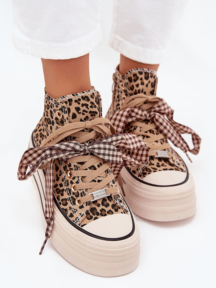 Sneakers model 216326 Step in style